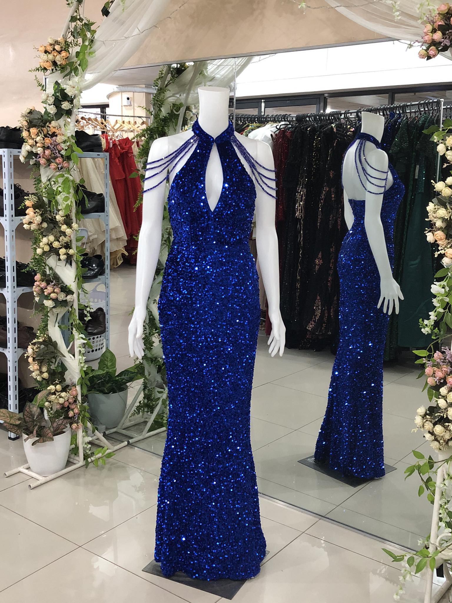 Halter Neck Beads Royal Blue Sequins Evening Gown