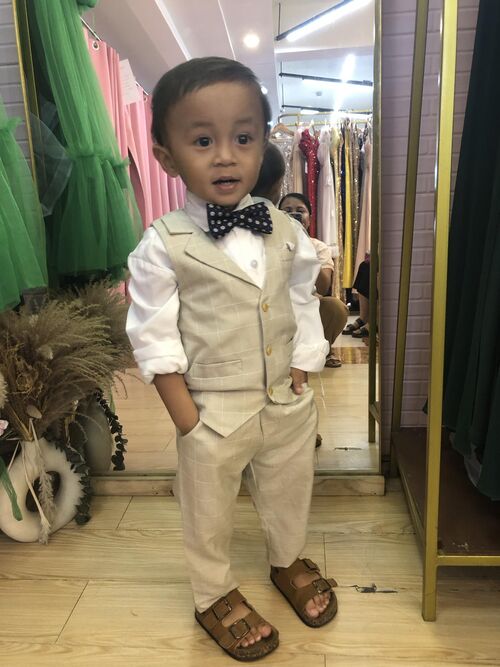 4pc Khaki Ring Bearer Suit Tuxedo Kids Ourfit