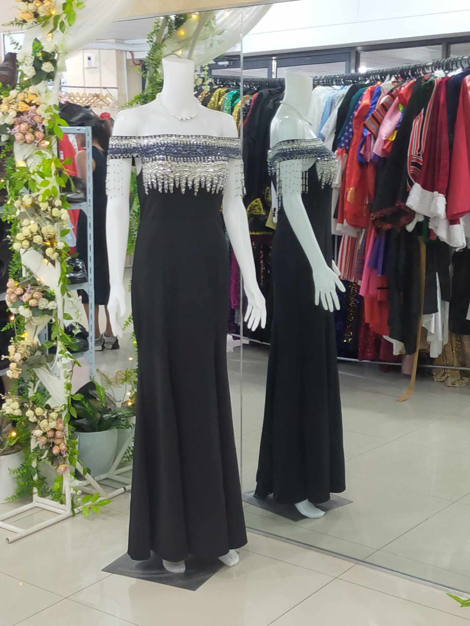 Black Offshoulder Beads Tassel Gown
