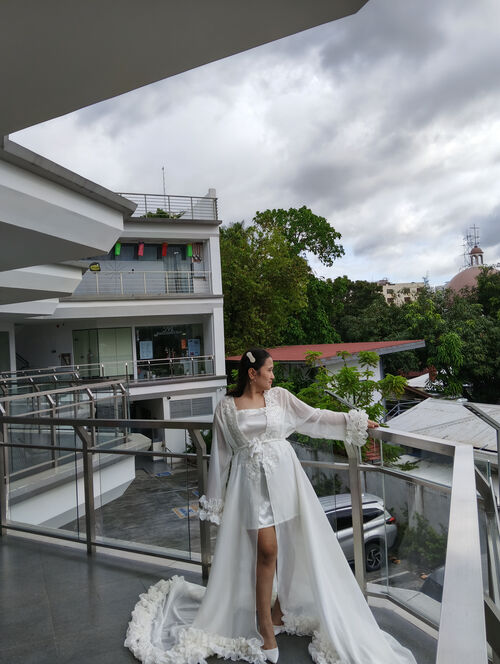 Premium Off-white Bridal Robe with Inner