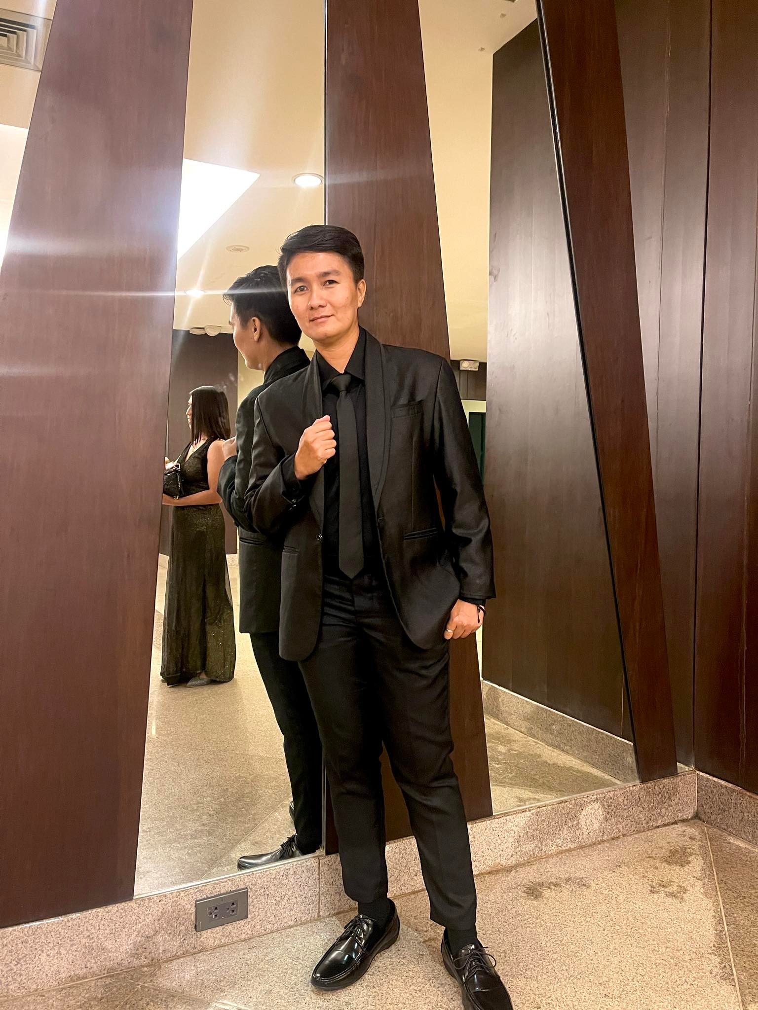 New Power Plain Black Line Pocket Tuxedo  Suit Set
