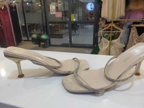 Apricot Elegant Woman Shoes