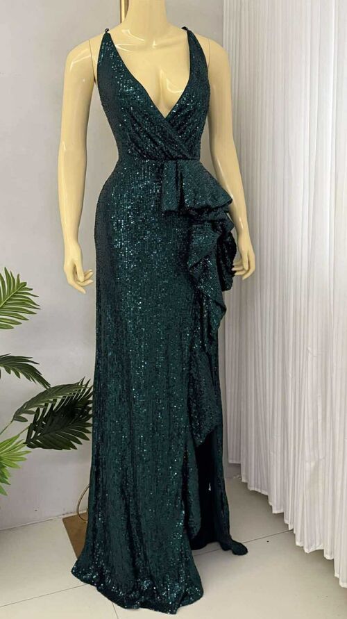 Emerald Green Ruffle Elegance