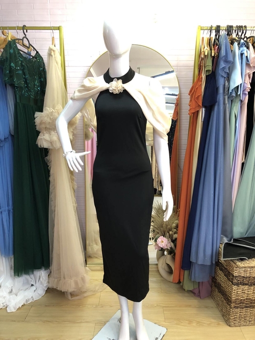 Black Floral Decor Off Shoulder Cocktail Dress