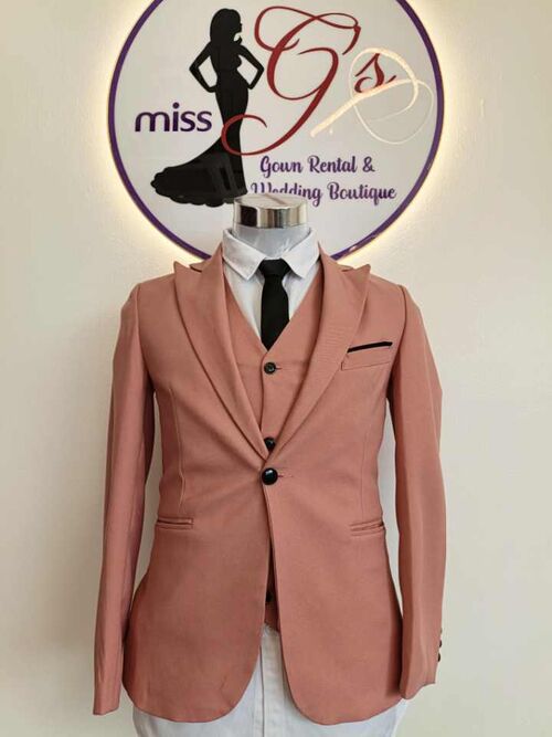 Salmon Pink Three-piece Suit Set With Vest