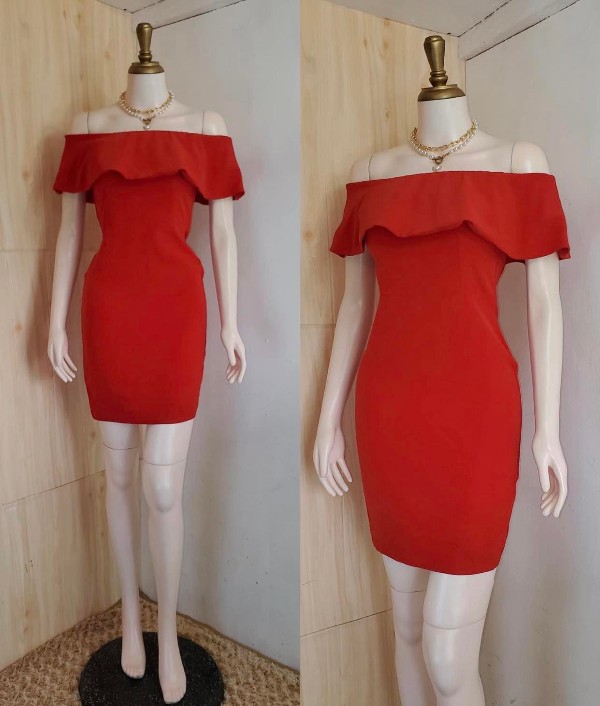 Red Offshoulder Cocktail