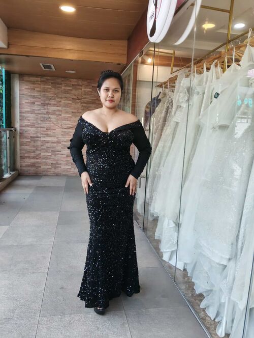 Black Autumn Sequins Long Sleeve Gown