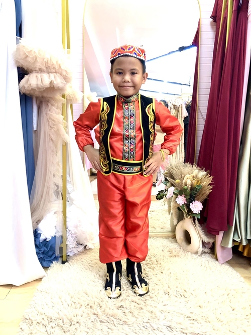 UNO Red Chinese Indian Costume For Boys
