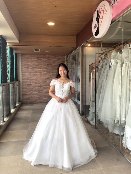 (12) Offshoulder Mesh White Wedding Gown Gown