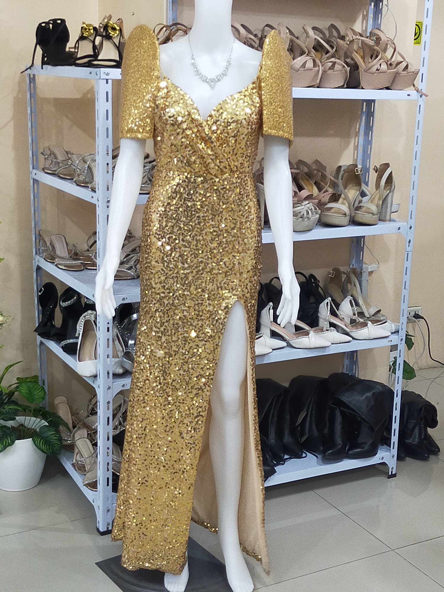 COMBI Gold Fully sequins Puff Sleeves+Gold Sequins Slit Modern Filipiniana Gown