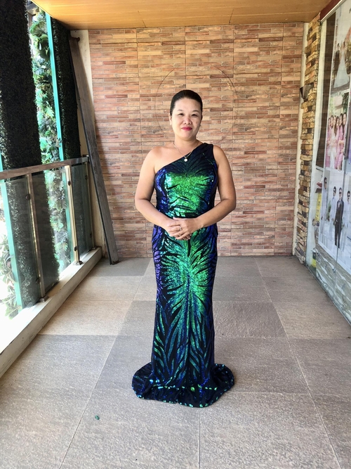 One Shoulder Giffniseti Holographic Sequin Evening Gown