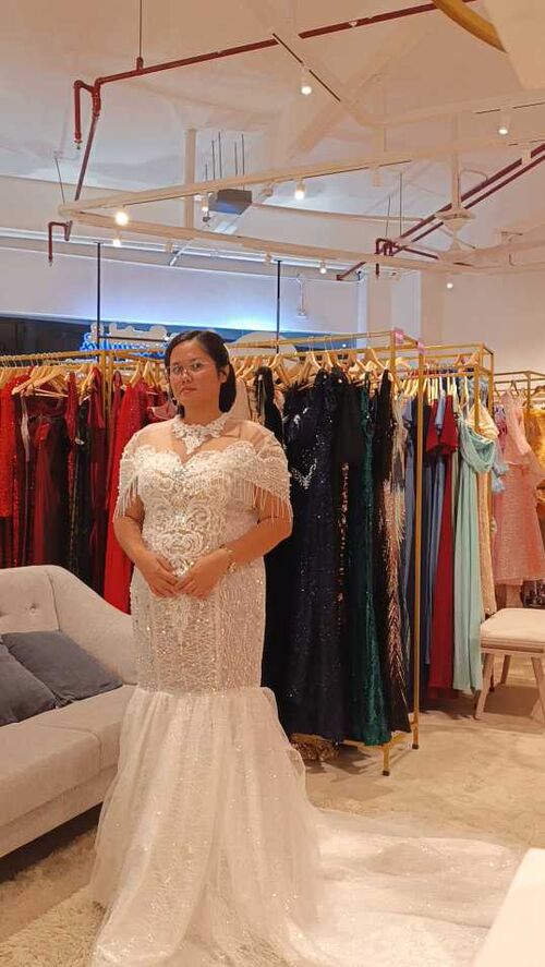 Plus Size Off Shoulder Glittery Beads with Choker Mermaid Wedding Gown