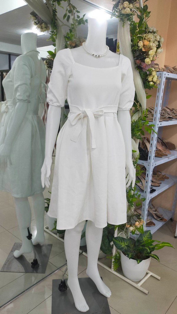 Off-White 3/4 Gartered Sleeves with Belt Ribbon Cocktail Civil Wedding Dress