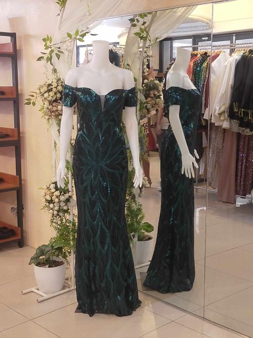 Kalinnu Emerald Black Green Offshoulder Cleavage Sexy Long Sequins Glittery Gown