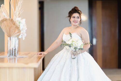 Umbrella Pleats Long Trail Wedding Gown