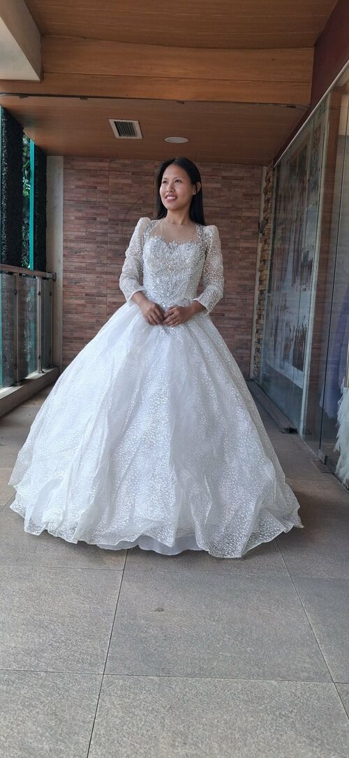 White Long Sleeve Square Neckline Wedding Gown
