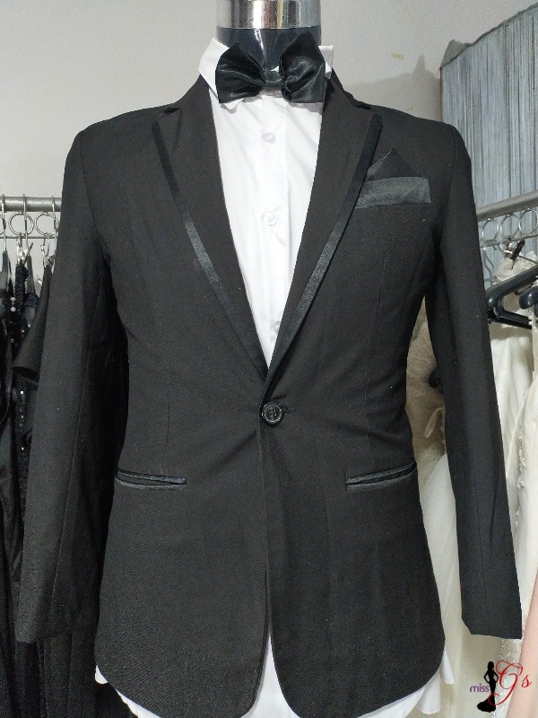 Plain Black Ribbon Shiny Pocket - E Tuxedo Suit Set