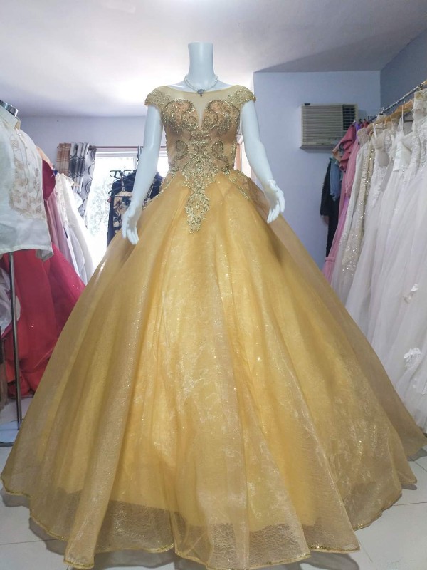 Sleeveless Yellow Gold Semi Long Back Ball Gown