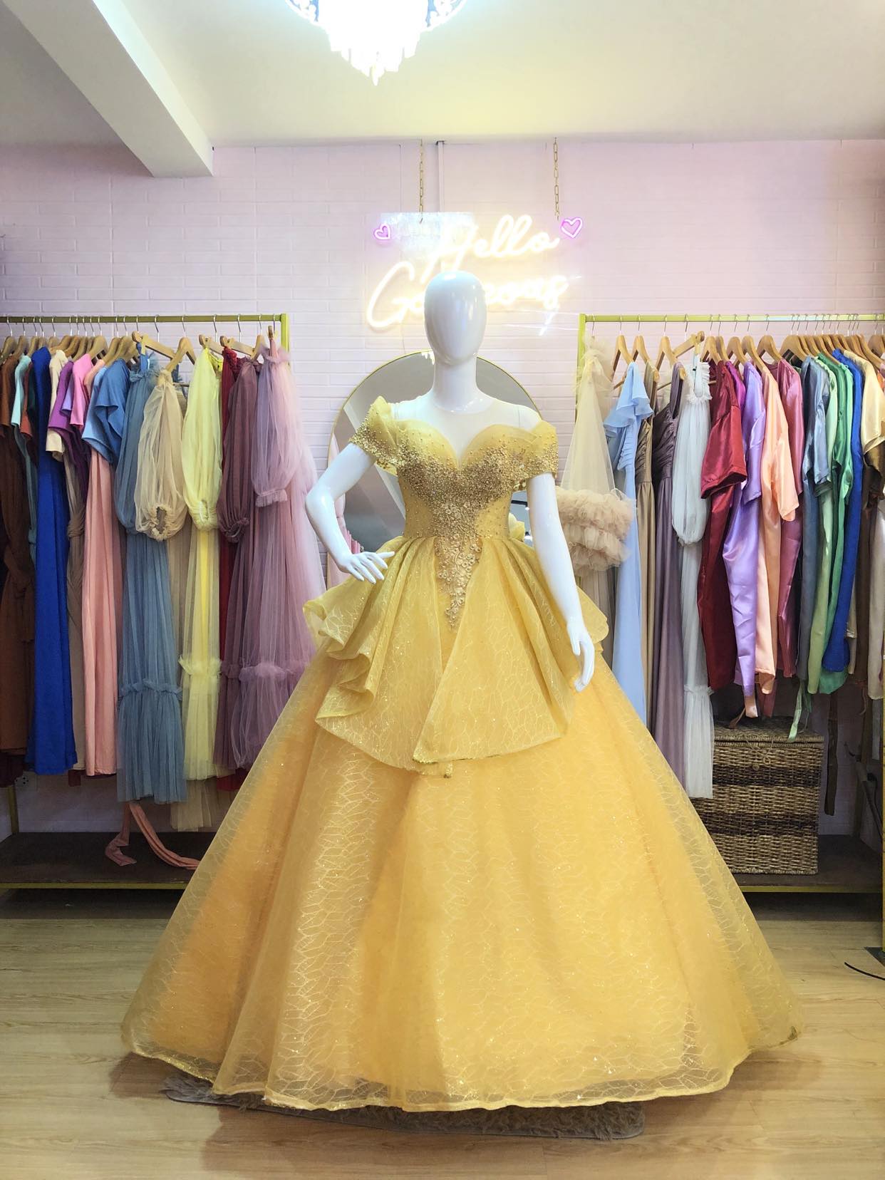Gold Tulle Lilac Appliques Beaded with Ruffle Ball Gowns Prom Party Dress Gowns