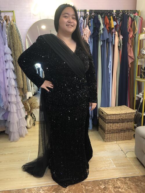 Plus Size Mesh Contrast Sequins Mermaid Hem Black Long Gown