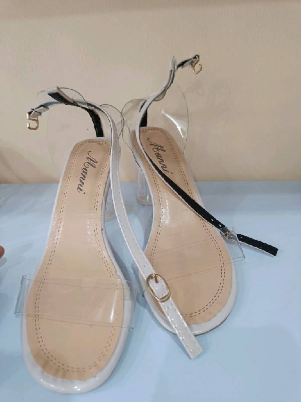 Manni Sandal Block Heels (White /Black)