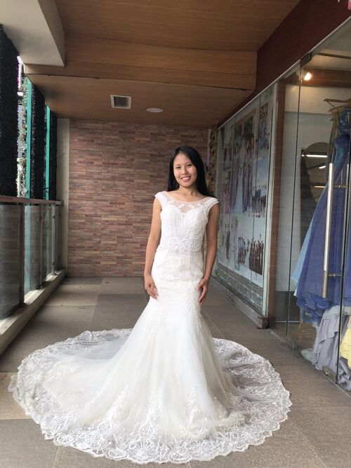 Sexy Backless Mermaid Wedding Gown
