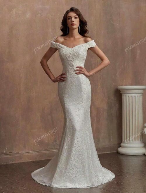 Plus Size Off shoulder Lace Applique Mermaid Wedding Gown
