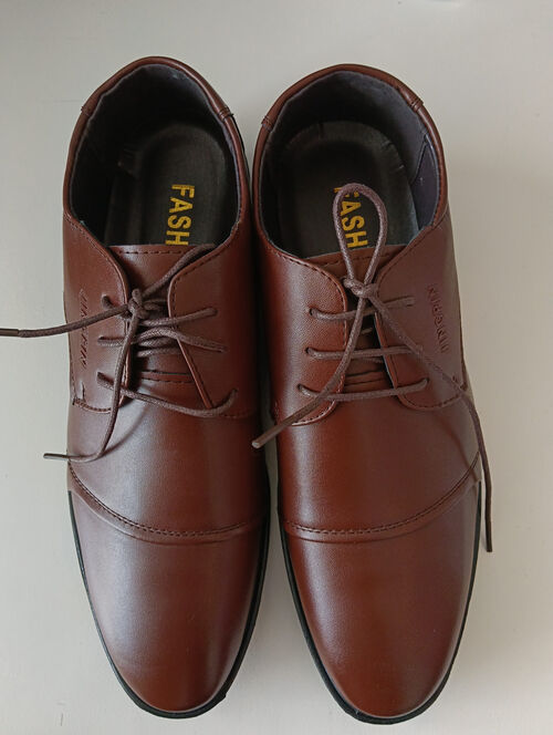 Simple Brown Formal Leather Shoes