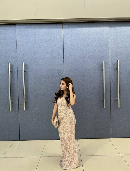 Rosegold Deep V neck Cleavage Sexy Sequins Gown