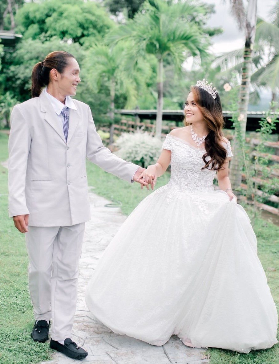 (13) Sexy Offshoulder Beads Wedding Gown