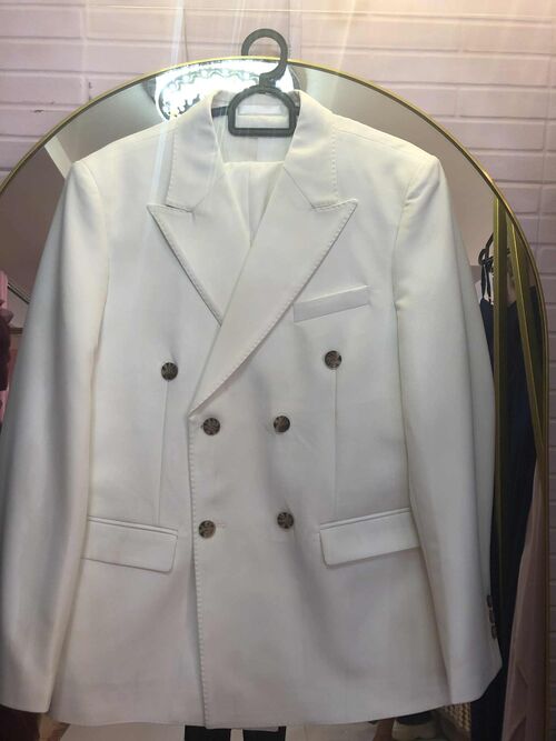 White Triple Breasted 6 Button Suit