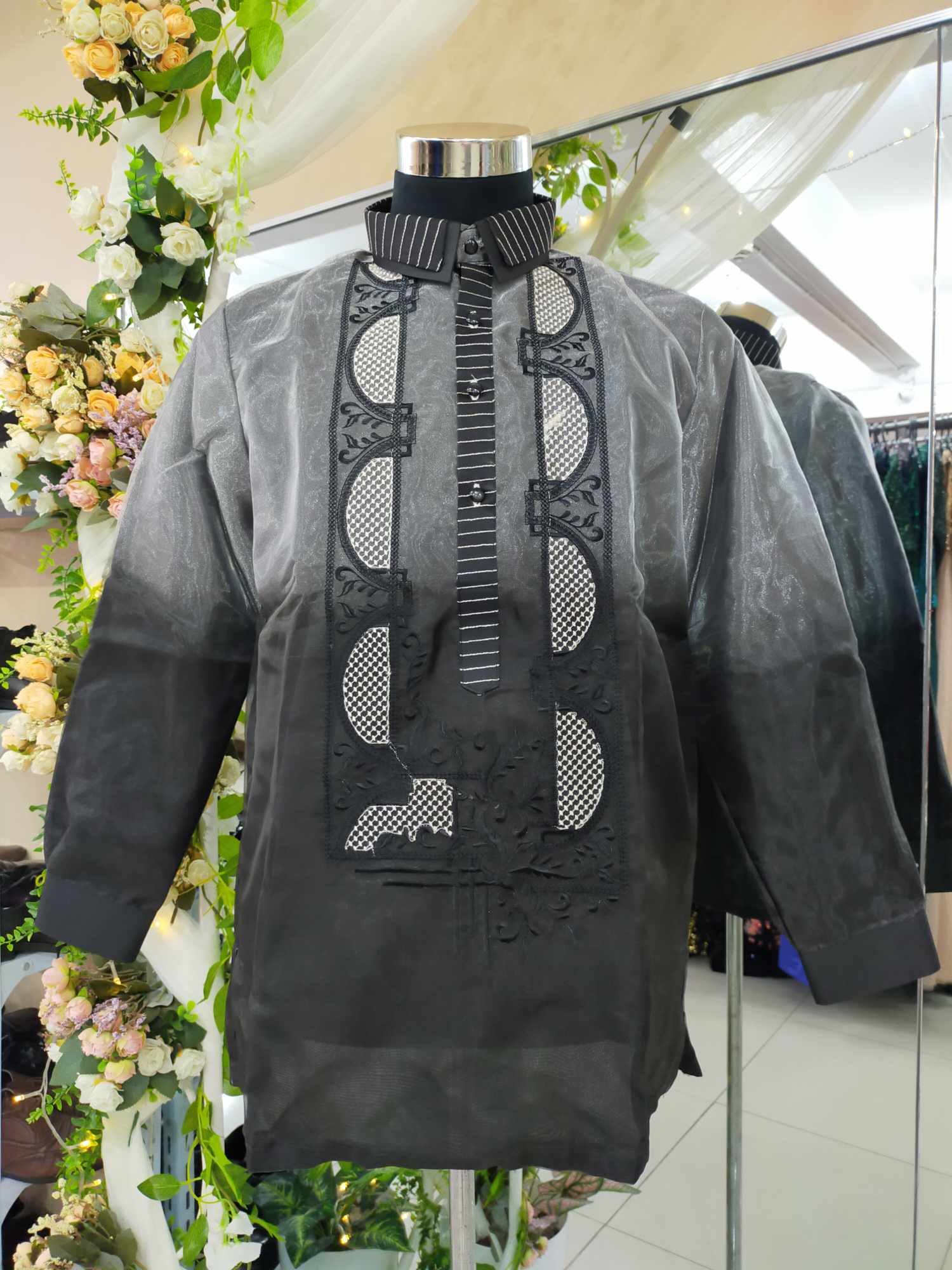 Black Monochromatic Barong