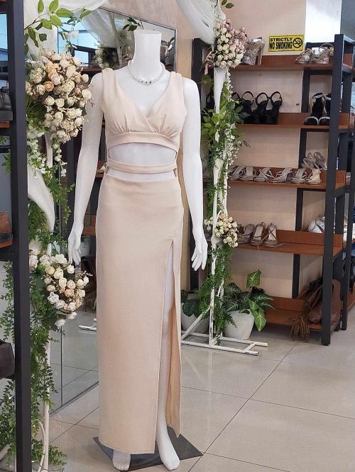 Nude Gat Lady Gown