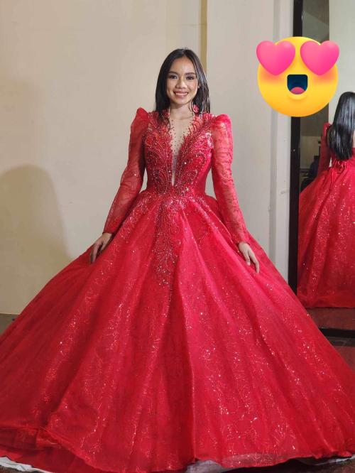 Red Longsleeves Glittery Deep Cleavage Ball Gown