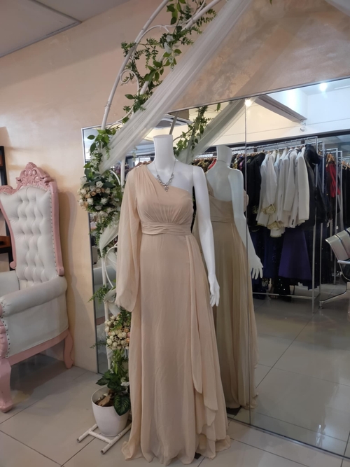 One-Shoulder Nude Chiffon Bridesmaid Gown