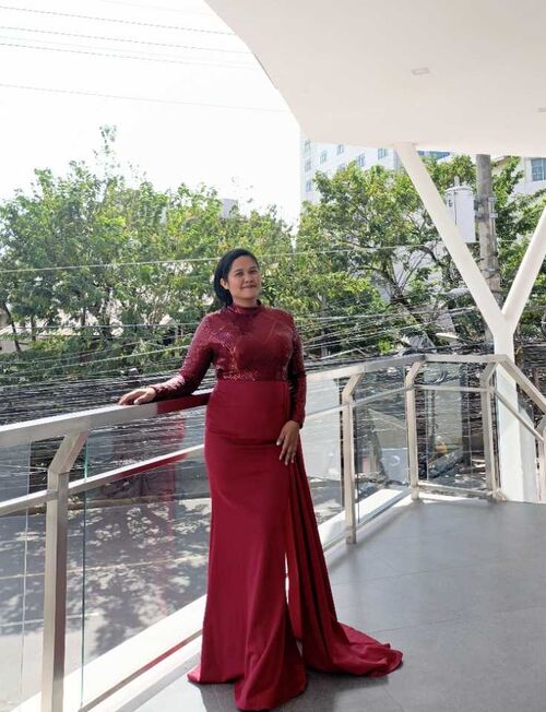 Red Turtle Neck Sequins Glittery Ruffle Skirt Long Gown