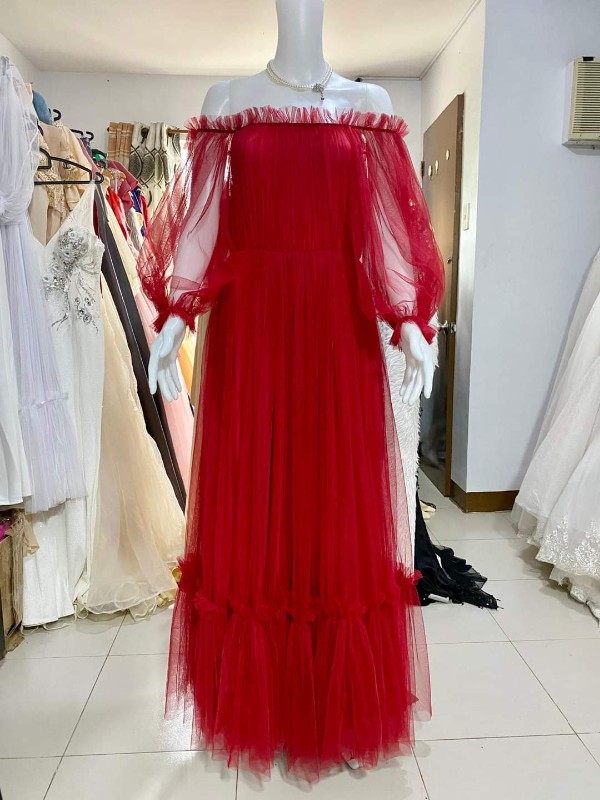 Red Robe Boho Offshoulder Longsleeves Tulle Gown 