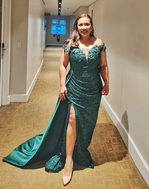 Plus size Green sequins off shoulder Mesh leaves gown