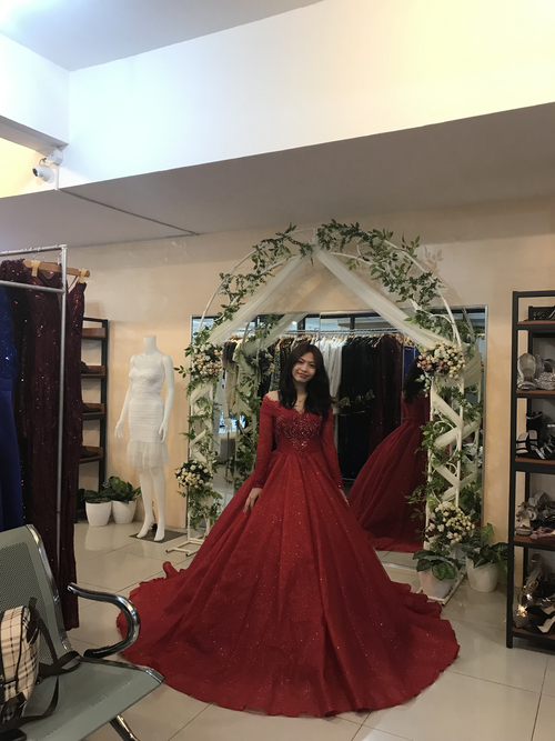 Red Heart Shaped Longsleeves Ball Gown