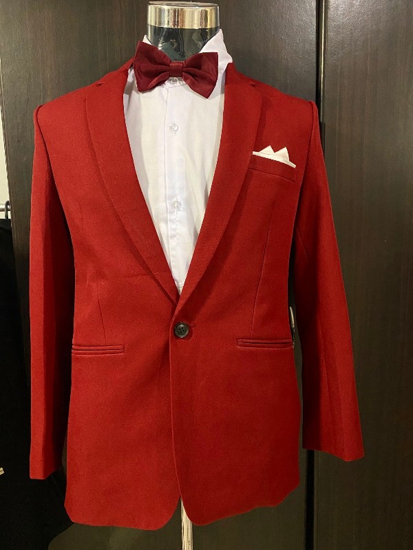 Plain Maroon White Ribbon Pocket Tuxedo / Suit Set